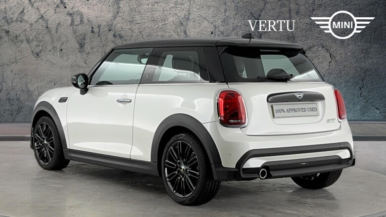 MINI Hatchback 1.5 Cooper Exclusive 3dr Auto Petrol Hatchback